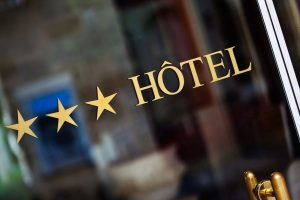 fake hotel reviews